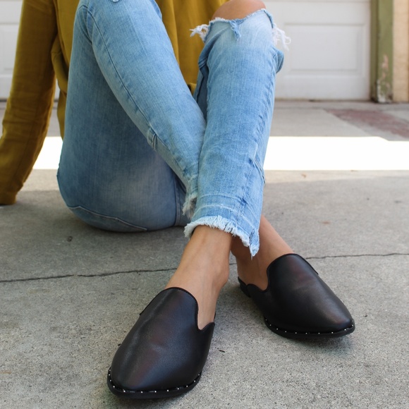 🆕️//The Lizzy// Black studded Mule/Flat - Picture 6 of 8